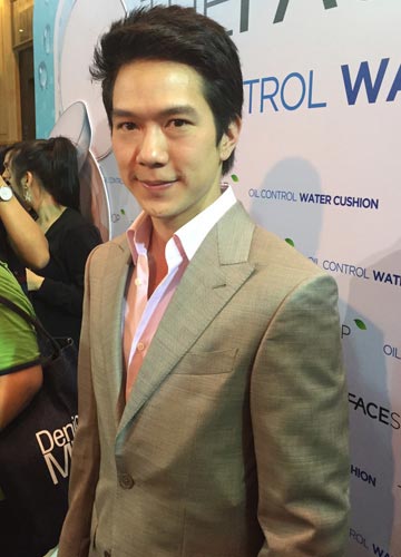 ออม สุชาร์ แอมป์ พิธาน