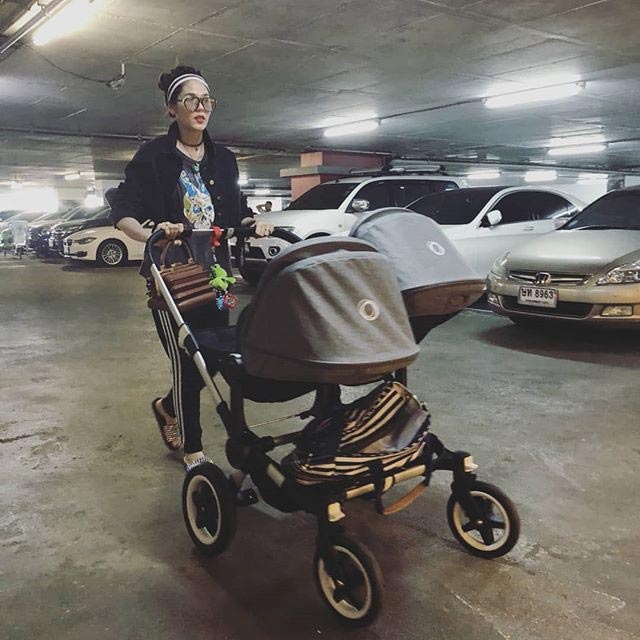 ชมพู่ น็อต