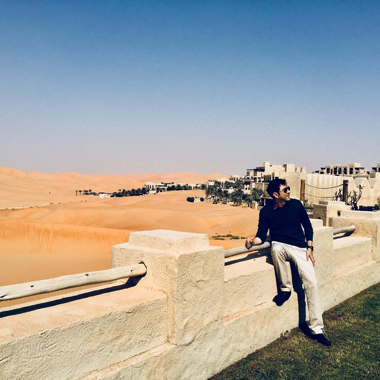 แซม ยุรนันท์