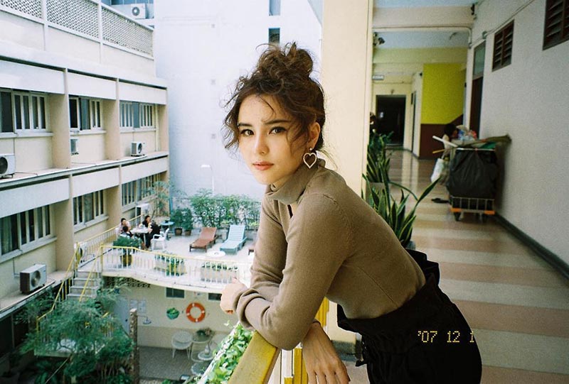 แอมป์ พิธาน ออม สุชาร์