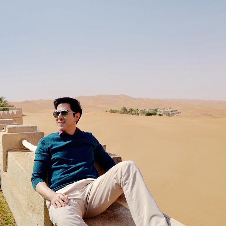 แซม ยุรนันท์