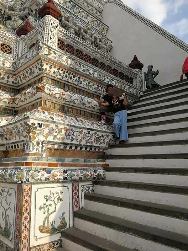 ไกด์นำเที่ยว