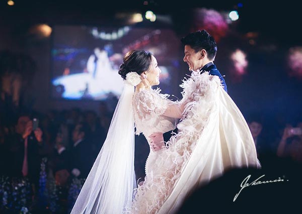 รัก วรมาศ ทายาทคิง เพาเวอร์ แต่งงาน