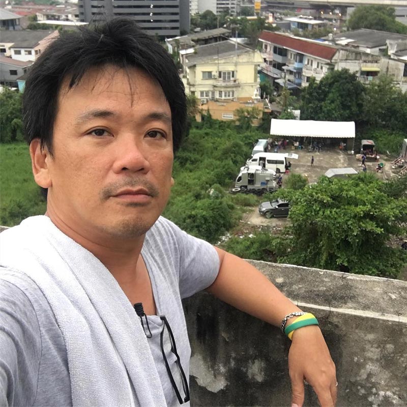 ละครล่า