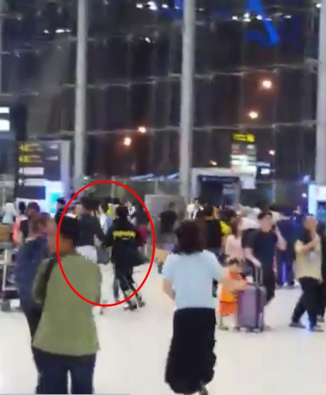 นิกกี้ เลโอ