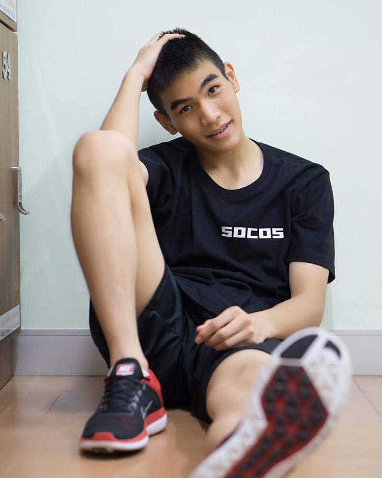 น้องชายณเดชน์