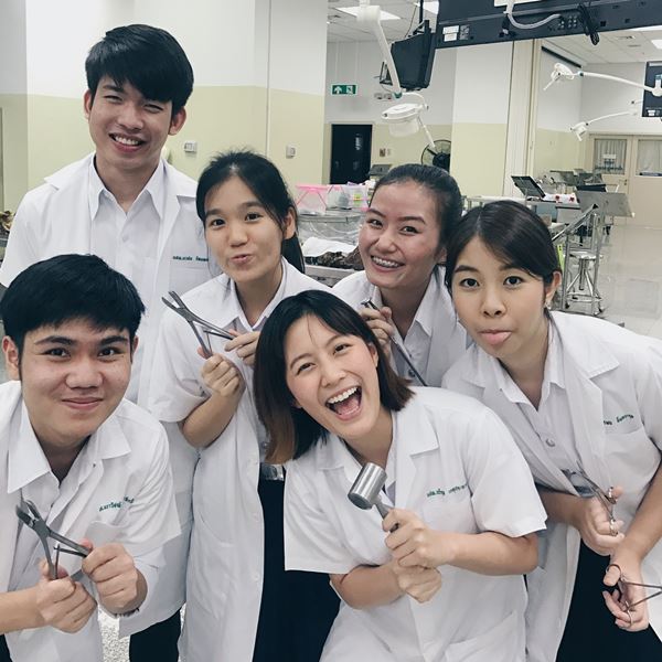  ฟรัง นรีกุล