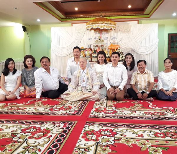 ซีดี เดอะสตาร์