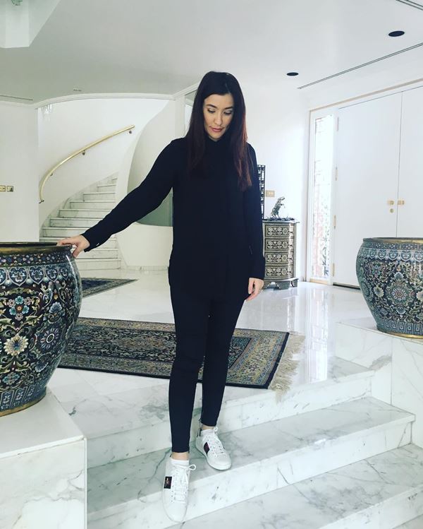  แองจี้ เฮสติ้งส์