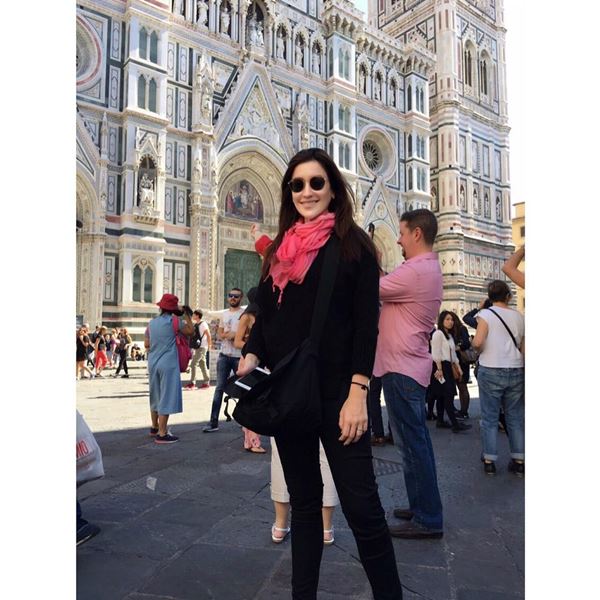  แองจี้ เฮสติ้งส์