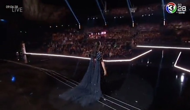 มารีญา พูลเลิศลาภ