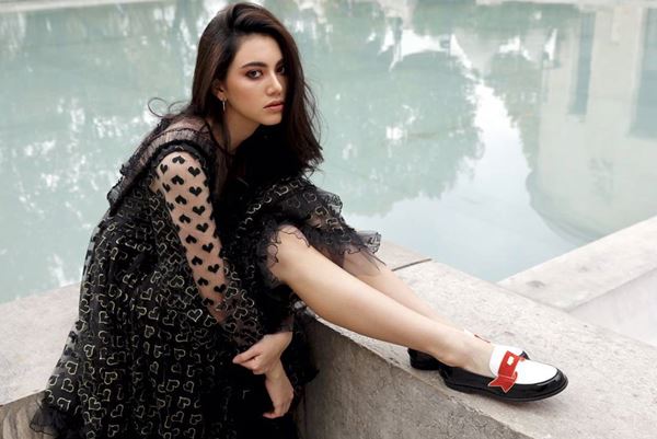 ใหม่ ดาวิกา