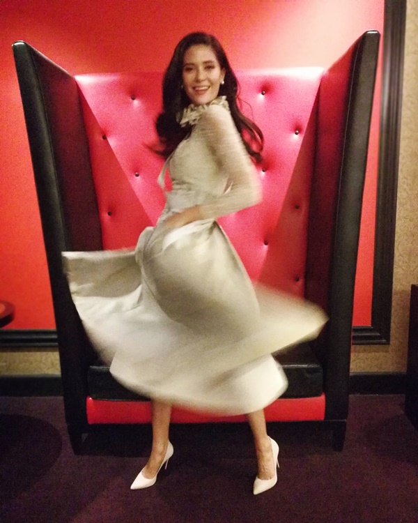 มารีญา พูลเลิศลาภ