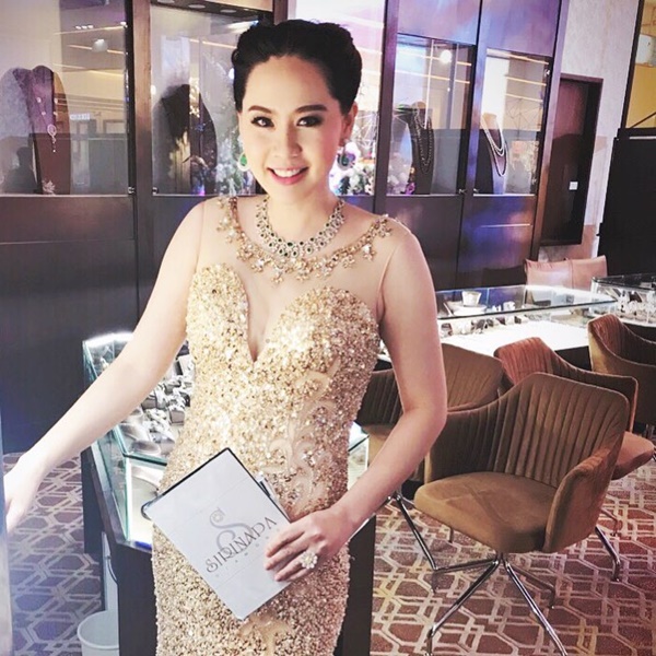 นุ้ย สุจิรา