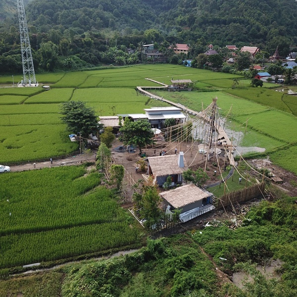  เป๊ก - นิว แต่งงานกลางทุ่งนา