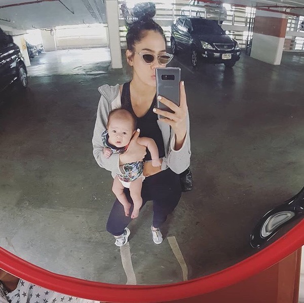 น้องสายฟ้า ลูกชาย ชมพู่ อารยา 