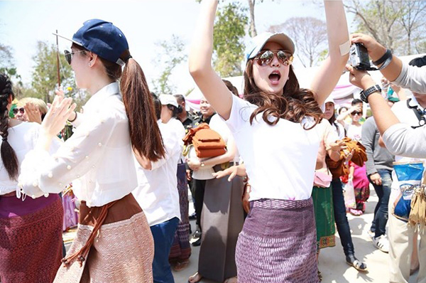 ดาราทำบุญ