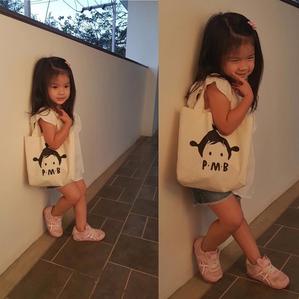 โบว์ แวนด้า  