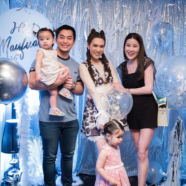 เมย์ เฟื่องอารมย์ 