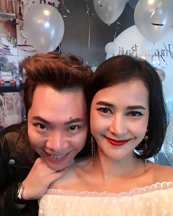 เมย์ เฟื่องอารมย์ 