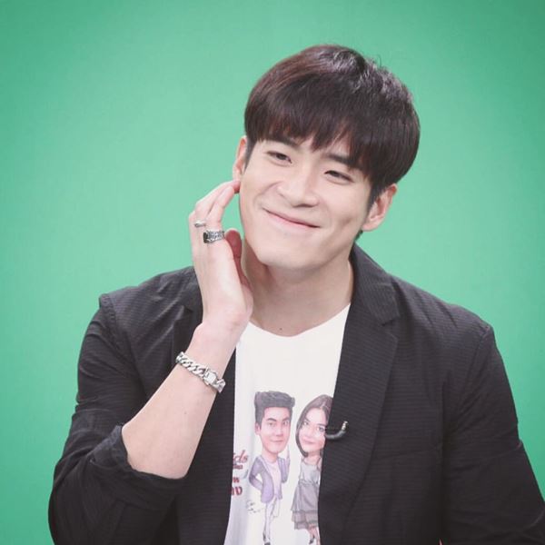 อาเล็ก ธีรเดช 