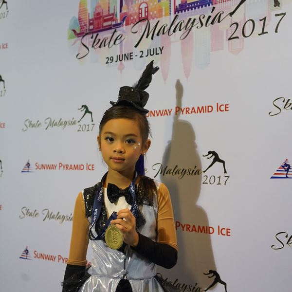   น้องเวนิส วณิสตา แบม จณิสตา  