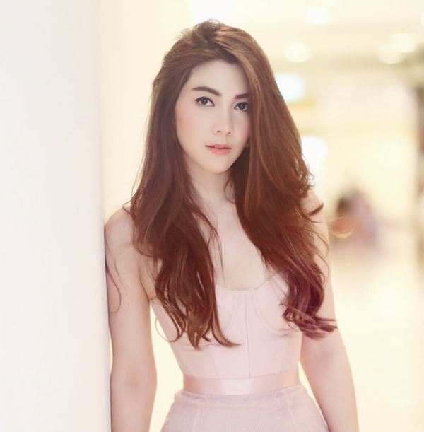 ชาคริต วุ้นเส้น