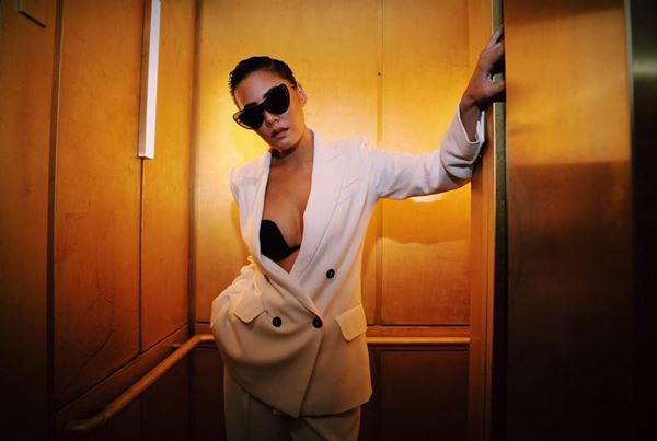  เจนี่ ปะทะ ปู ไปรยา  