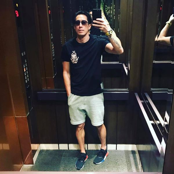 เจ เจตรินช่วยเหลือผู้ประสบภัย