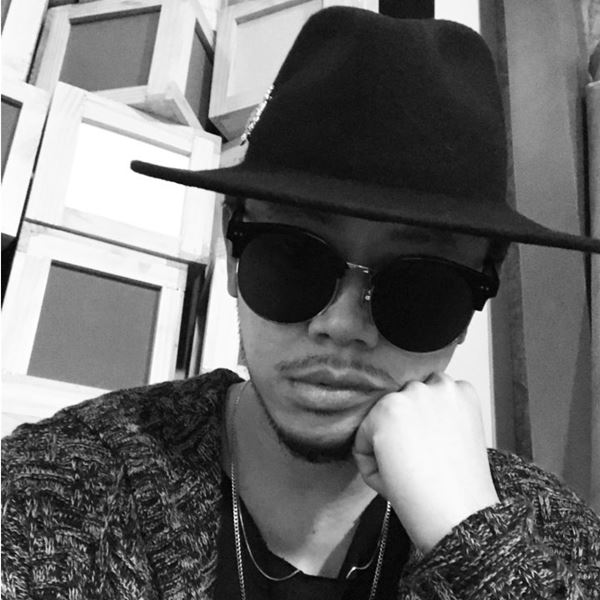 ขันเงิน ไทยเทเนี่ยม