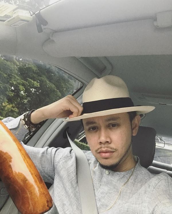 ขันเงิน ไทยเทเนี่ยม