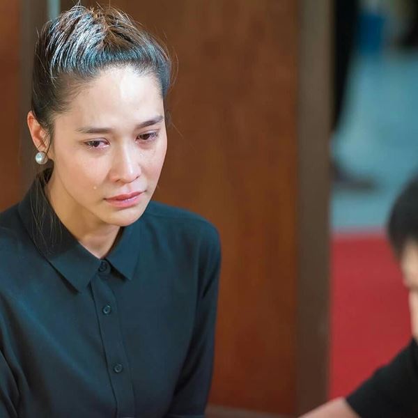 พลอย เฌอมาลย์