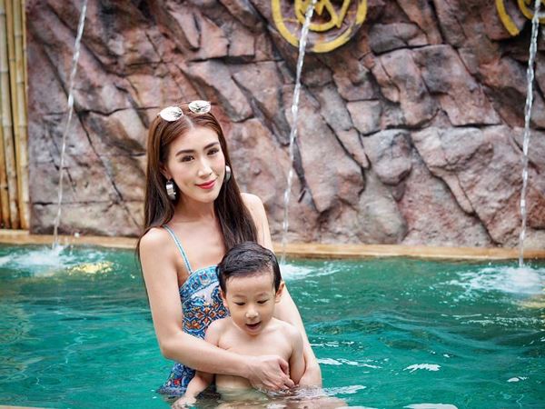  เอิร์น จิรวรรณ 