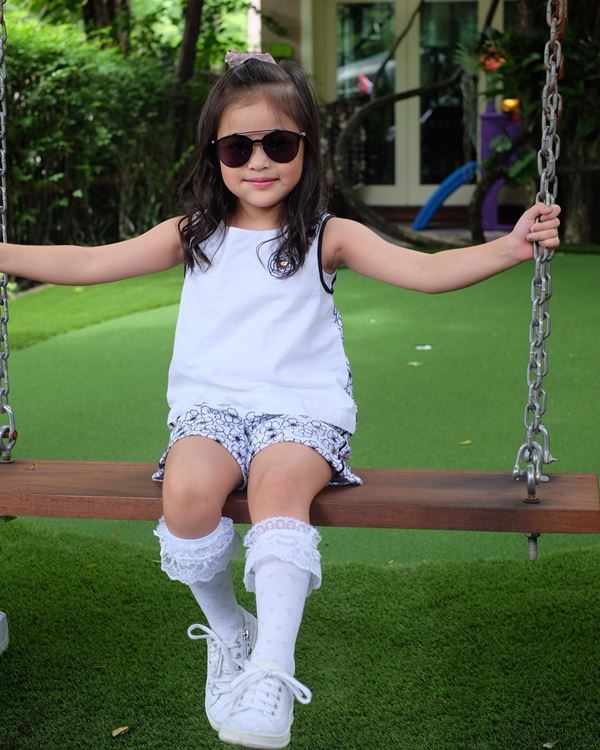 หนิง ปณิตา