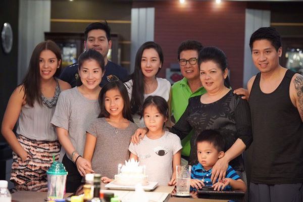 นุ่น วรนุช