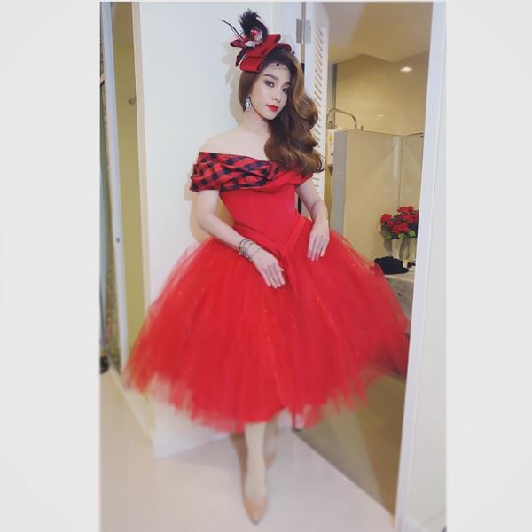 น้องฉัตร ฉัตรชัย ช่างแต่งหน้า