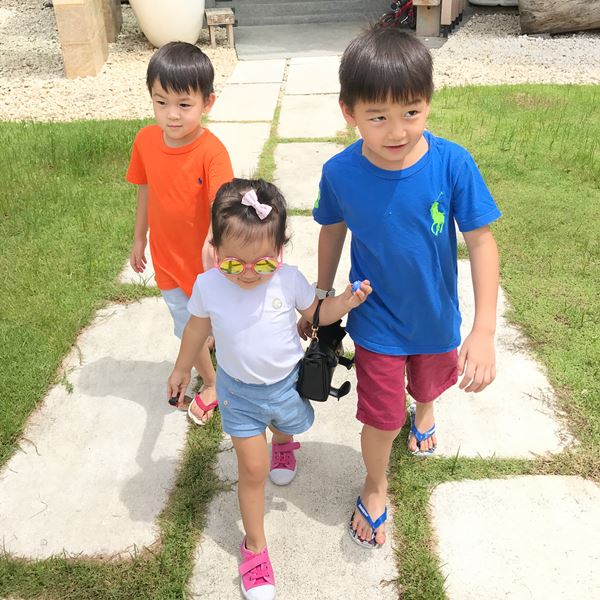 พลอย ชิดจันทร์ 