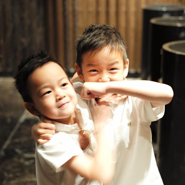 พลอย ชิดจันทร์ 