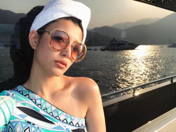 เอมมี่ มรกต