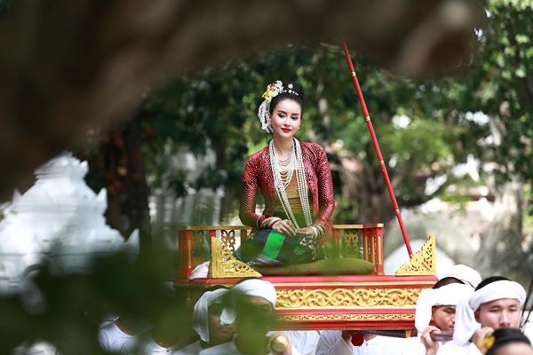  อาร์ม พิพัฒน์ น้ำฝน พัชรินทร์ 