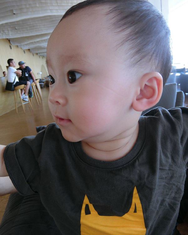  อากิระ  ดีเจอิคคิว 