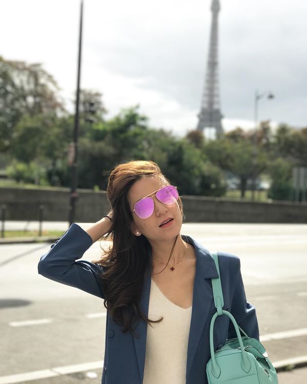 พลอย ชิดจันทร์