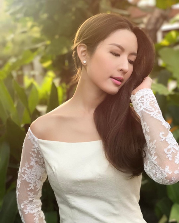 แอฟ ทักษอร