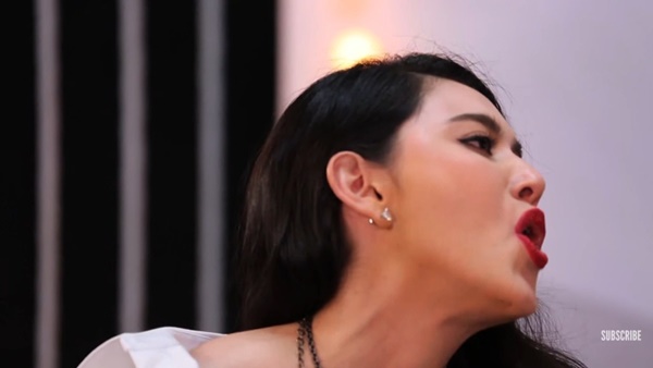    ใหม่ ดาวิกา