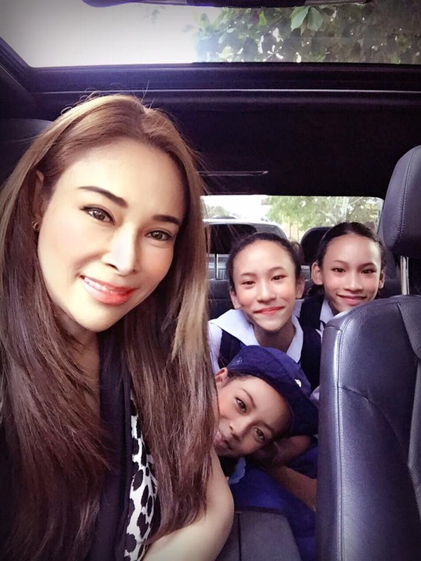 ยุ้ย คนึงนิตย์ ภรรยา ไทด์ เอกพันธ์ แจงชัดไม่คิดหย่า