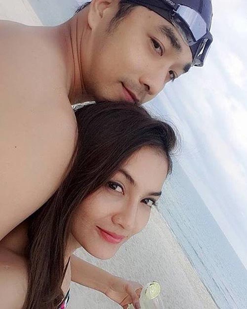 เจมส์ ครูก้อย