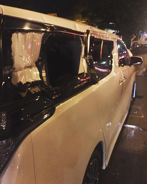 บอล เชิญยิ้ม