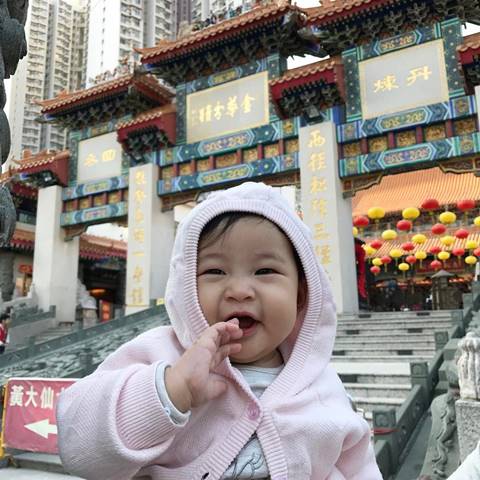 เบนซ์-มิค ยกครอบครัวพา น้องปริม เที่ยวฮองกง ครั้งแรก พร้อมขอลูกอีกคน