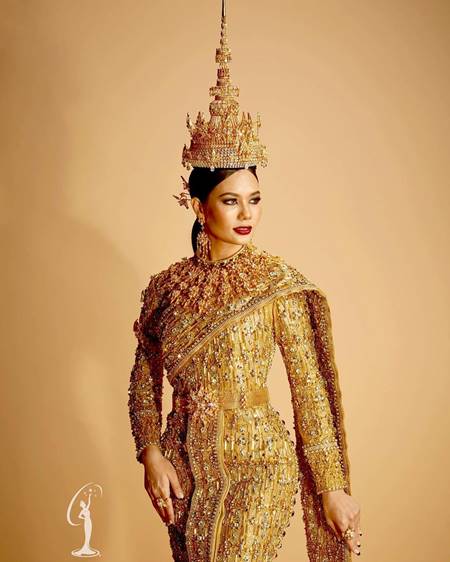 ส่องเมคอัพเป๊ะ - ลุคปังของ น้ำตาล ชลิสา