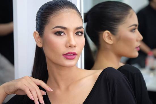 ส่องเมคอัพเป๊ะ - ลุคปังของ น้ำตาล ชลิสา